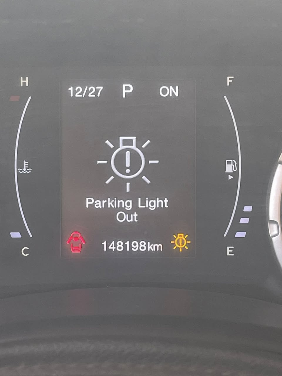 جيب رينگيد 2018
ايرباكات سليمة حادثه بل خارج جاملغ وبنيد وهنا بل عراق الجاملغ مال بانزين ونص الباب بارد 
سيارة عارضه 105$ وبيه مجال 
للتواصل***********
