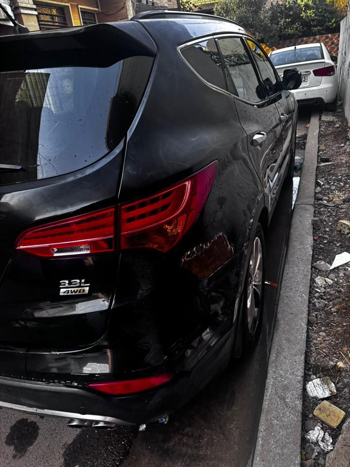 للبيع سنتافيا 2014 محرك 3600 فول مواصفات العنوان بغداد الجديدة السعر 145 ورقة وبيها مجال بيها كم قطعة صبغ ***********
