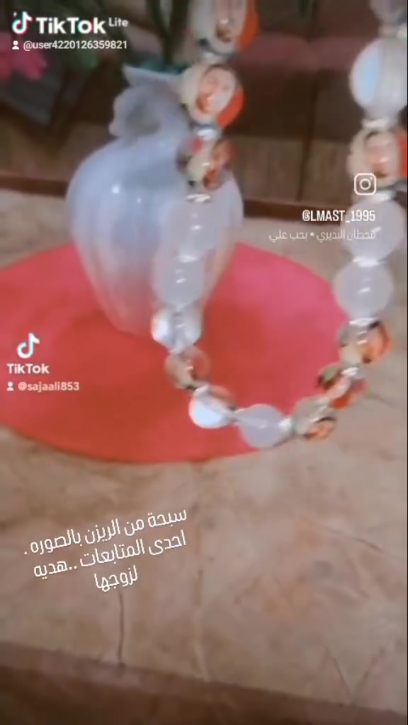 السبحه المضيئه .... سبحه مصنوعه من الريزن بوسطها صوره....الشغل حسب الطلب لتواصل ***********
