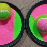 تنس لاصق • ألعاب