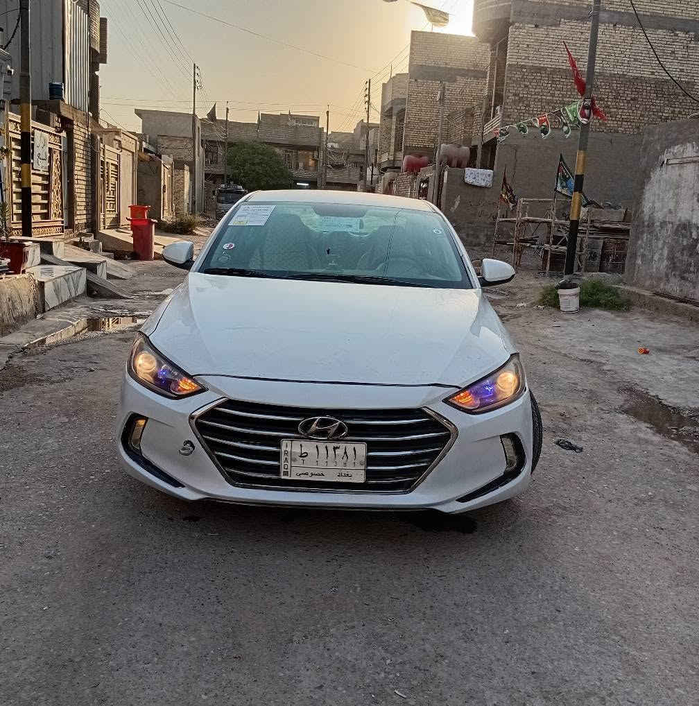 النترا موديل ٢٠١٧ وارد أمريكي بيهه جاملغ وبنيد بدون داخل  سياره مكشره بل قماره سياره كلهه ليبل واحد  عده بنيد  وجاملخ  مكينه دوش  سياره رقم بغداد مشروع وطني سنويه ٢٩ تحويل مباشر  *********** سعر ٨٧ بيهه مجال بصيط مكان سياره بغداد  مكلف بل نشر خابر ابو سياره بغداد, العراق
