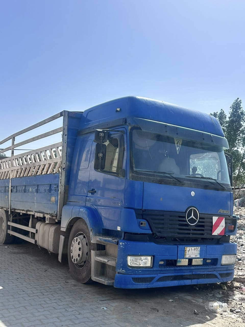 سلام عليكم اتيكو 10 برغي طولها 7 متر موديل 2004 چوبلس امامي خلفي ‭0772 676 7389‬

‭0781 302 6869‬
