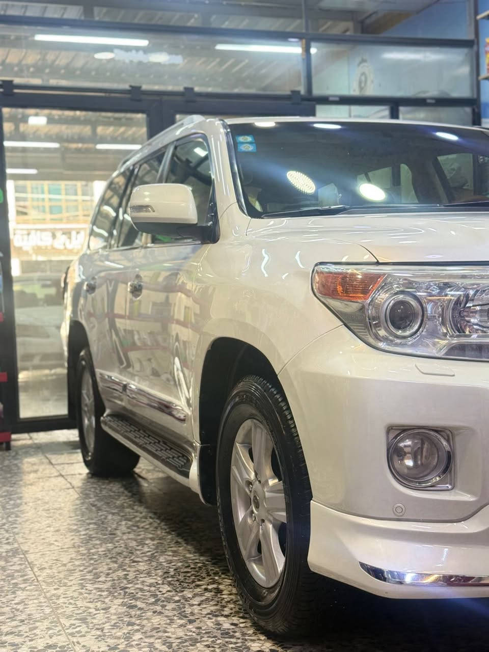 تيوتا لاند كروز 2013 ساز  رقم بغداد
لون ابيضّ 
فول مواصفات 
كشنات جلد 
كشنات كهرباء 
فتحه  سقف 
كامرة خلفية 
حساسات خلفيه 
حادث السياره تبديل بنيد + جاملغ بلادي نفس اللون بدون صبغ
عنوان السياره بغداد _حي الحسين 
رقم صاحب السياره  ‭٠٧٧١ ٠٣٠ ١٠٦٧‬
 السعر ٣٣٠ $وبيها مجال 
للتواصل على الرقم فقط إني مكلف بالنشر
