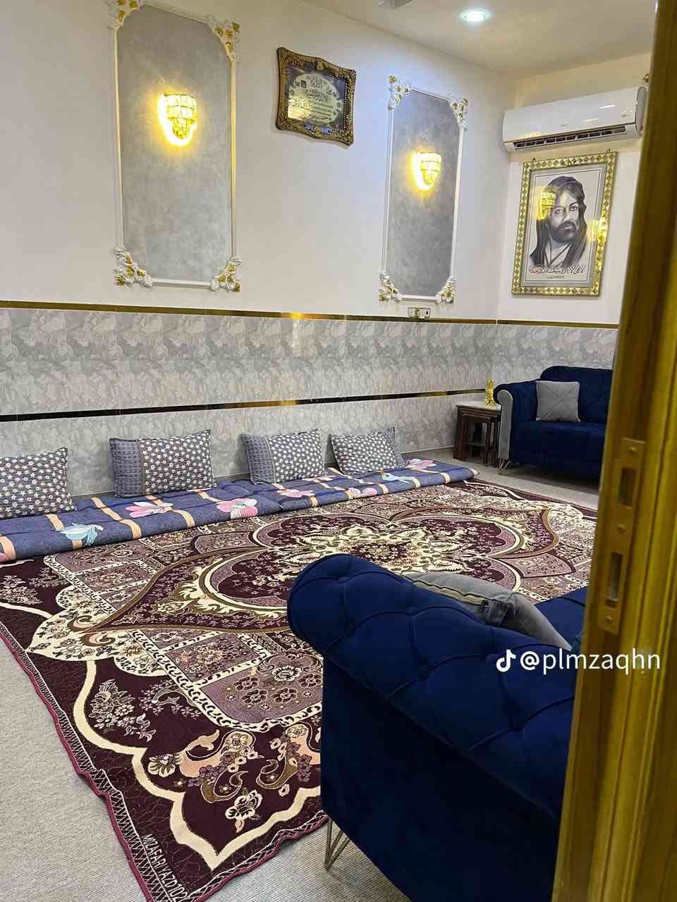 🔴 بيت للبيع بمساحه ((١٠٠متر طابقين  ))
🔴يتكون من ((استقبال صاله مطبخ غرفه ٢صحيات ٤))
🔴 تفاصيل البناء ((بناء طابوق وصب كونكريت))
🔴خدمات ((ماء مجاري كهرباء   ))
🔴نوع العقار ((سند ٢٥ إقرار محكمه  ))
🔴موقع العقار و مكانه ((. ⛳.مقابيل  مدينة ألعاب السندباد شارع اسنوبي))
❌❌❌❌❌❌❌❌❌  يرهم بيع او مراوس بقطعه 

الاستفسار 👇
***********
***********
