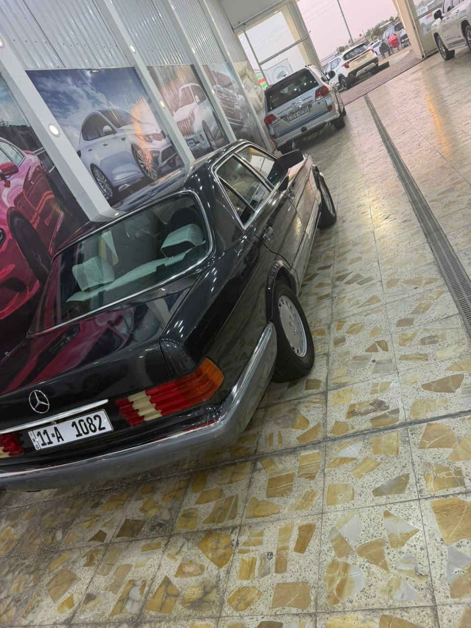 سلام عليكم مارسدس البيع موديل 90 صبع عام جملي محرك بلدي رقم بغداد بسمي سعره115 وبيه مجال قليل مكان بصره ***********
