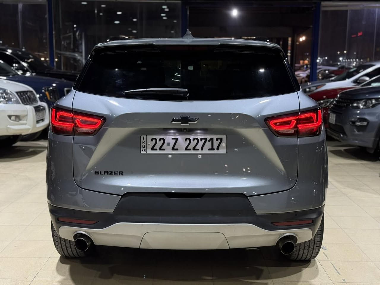 #المركبة : شيفرولية بليزر موديل 2024 لون سلفر
#الضرر  : جاملغ وبنيد
#الرقم : اربيل الرقم الحديث ( تحويل او وكالة)

#المواصفات : 

▪️السيارة : #شوفرليت #بلايزر 
▪️الموديل : 2024
▪️عداد_المسافة : 17 الف ميل حقيقي
▪️المحرك : 2000 توربو (اربعة سلندر) 
▪️حجم الويل : ويل كب حجم 18
▪️كشنات السيارة مخمل اسود
▪️لايتات زينون عالي وناصي مع حاجب LED
▪️بصمات عدد 4 للابواب مع بصمة تشغيل
▪️رادار امامي مانع تصادم
▪️حساسات الأنحراف عن المسار
▪️تحكم فول كهرباء لكرسي السائق
▪️شاشة الدشبول حجم كبير (ايباد)
▪️تبريد قطعتين امامي وخلفي
▪️تدفئة لكشنات المقدمة
▪️تشغيل عن بعد
▪️جنطة كهرباء
▪️كامرة خلفية دوارة اصل
▪️سايد بريك دكمة
▪️شاحن لاسلكي ( واير ليس )
▪️سستم صوت 
▪️تحكم ستيرن جهتين بلوتوث وحاكية وكروس سرعة وتحكم صوت 
▪️نظام ABS مانع انزلاق

السعر المطلوب : 182 ورقة مع المجال
 
الاتصال على : ***********

معرض سما دبي لتجارة السيارات والمزادات الامريكية
النجف - المدينة المائية -مقابل حي الجامعة
اهلا ومرحبا بكم
