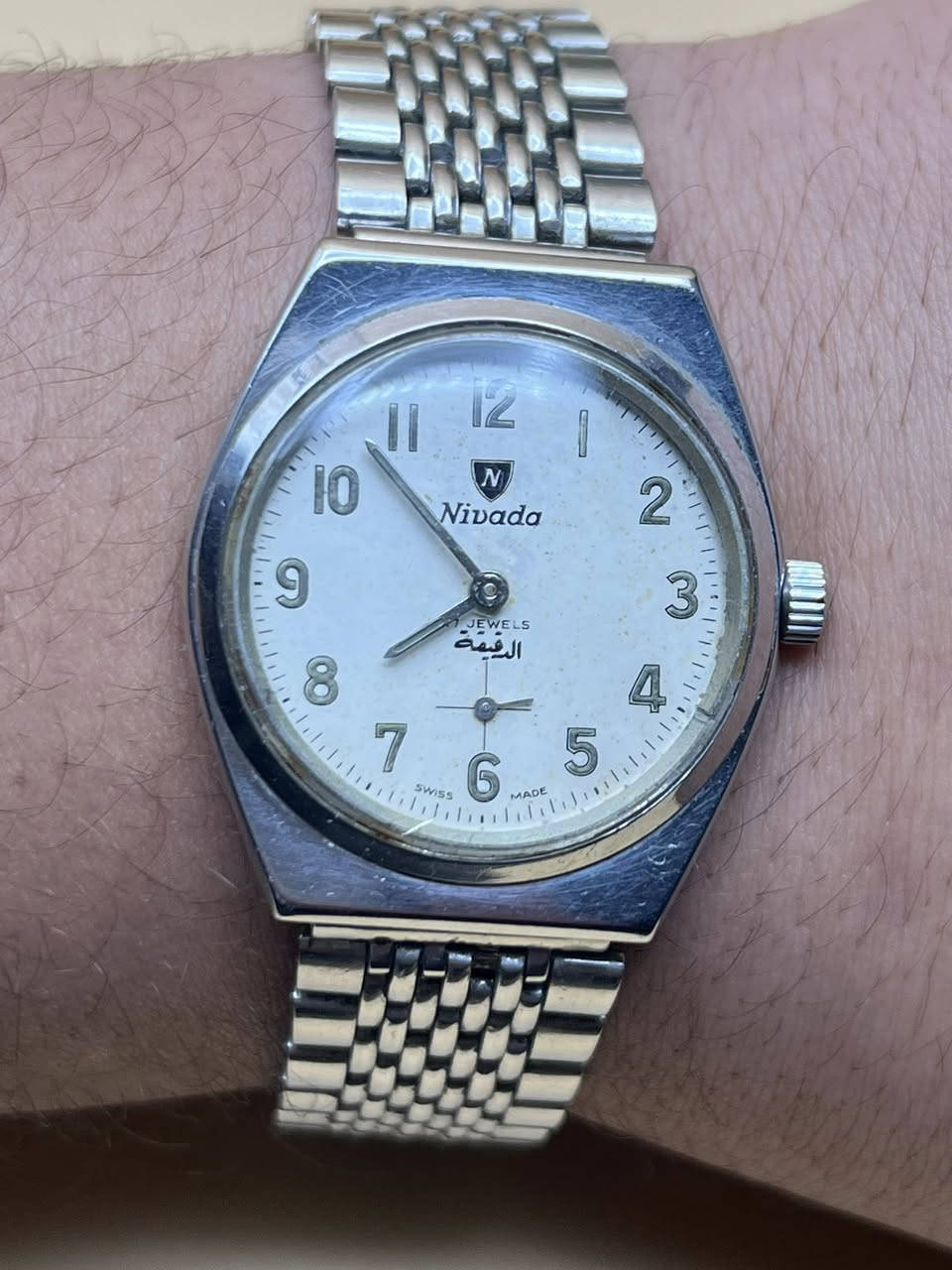 نيفادا سويسري اصلي استيراد الاجهزة الدقيقة نصب تكويك 17 حجر عقرب ثواني منفصل قطر 32-31 نوادر و تحفه 

لمعرفة السعر خاص فضلاً 
واتساب ***********
