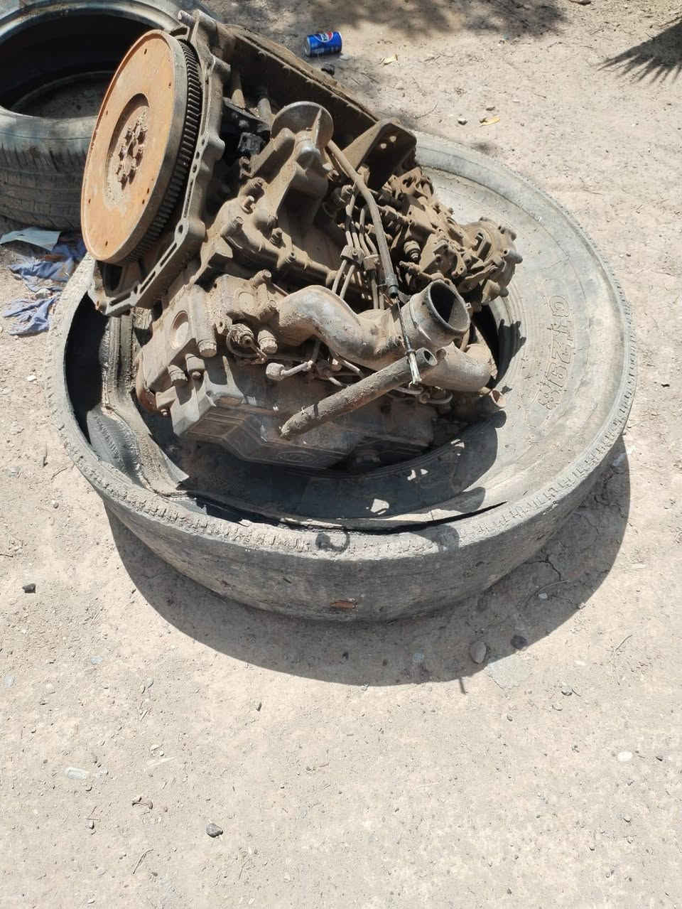 السلام وعليكم مكينه للبيع كاز2701 طلع كرنك من صفحه كوره نظيف بم ونزلت جدد ومكانه خان بني  سعد سعره 300 وبيه مجال لاستفسار ***********
