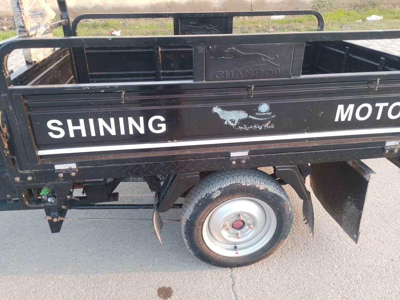 سلام عليكم ستوته اللبيع موديل23مكفوله كفاله عامه سعر مليونين و100وبيه مجال مكانه واسط نعمانيه الرقم ***********
