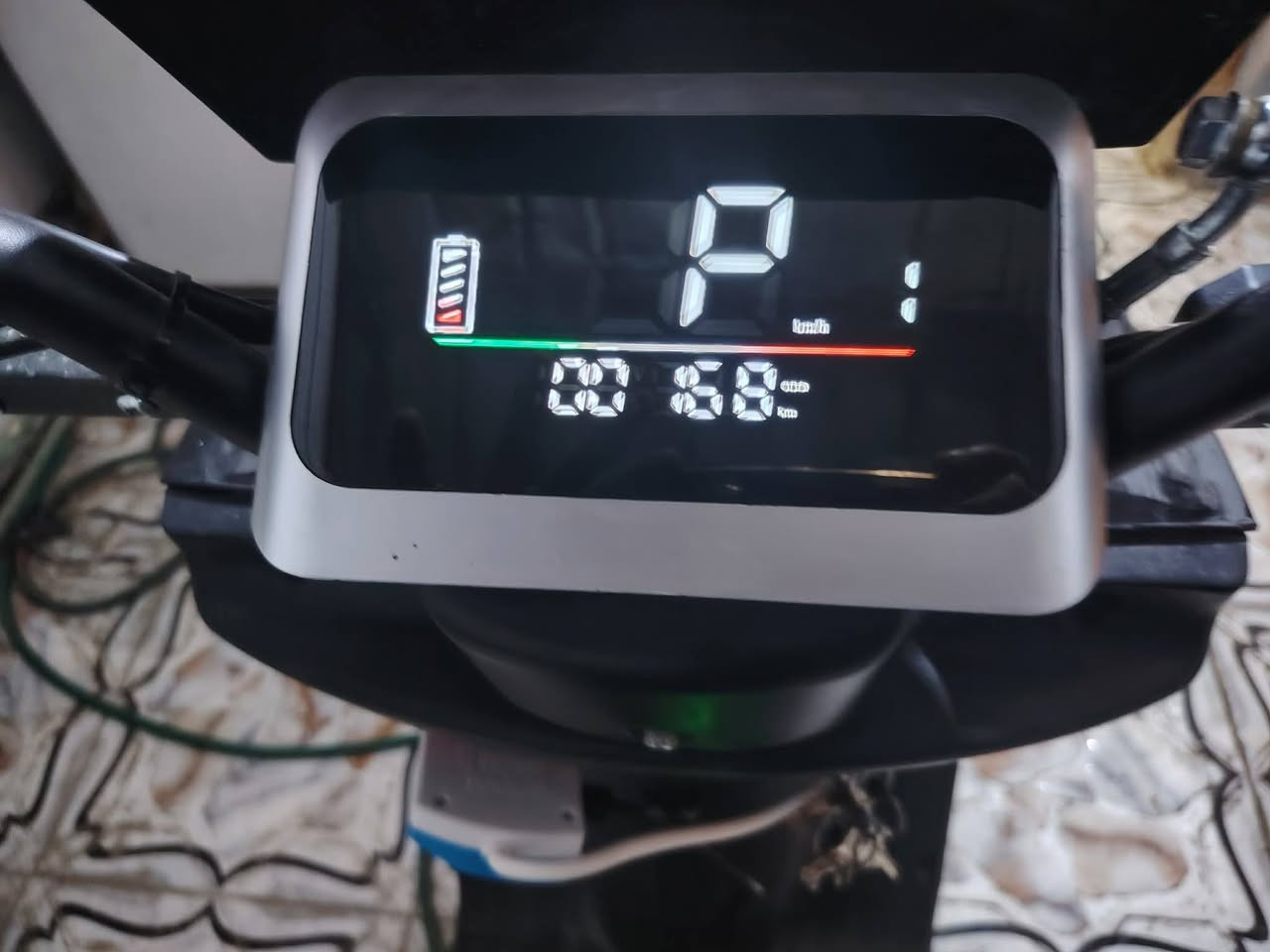 دراجه للبيع شرط اسبوعين من وكيل بل ٧٠٠ رقم راعيها بي وتساب
***********
