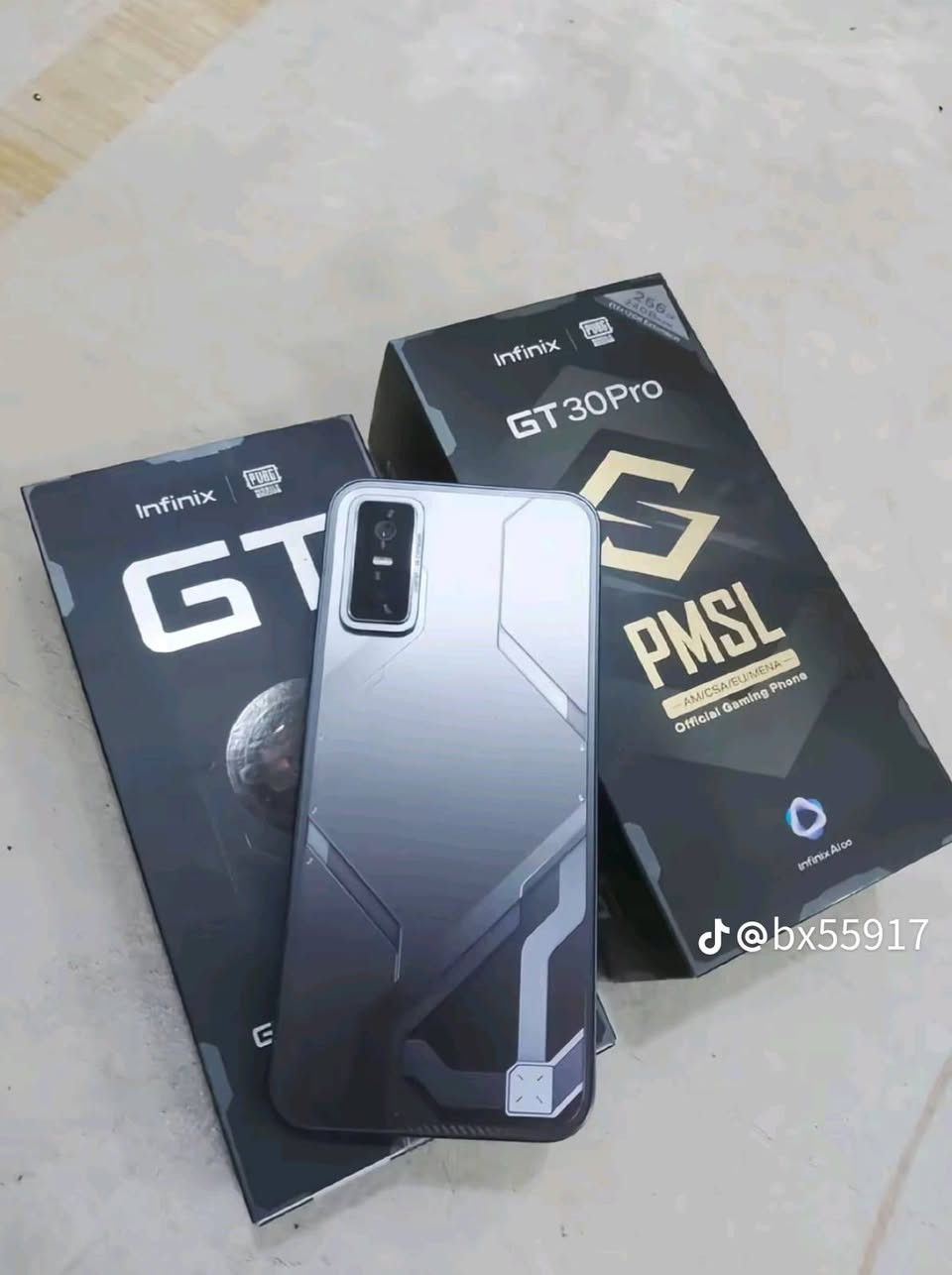 السلام عليكم موبايل انفنكس جيتي 30 برو اخو الجديد مستعمل شي قليل بطاريه ٩٩ نضافه فول بكج كامل وياه فريز نوعيه  GT ذاكره 256 يشغل ١٢٠ فريم ببجي. السعر 350 بي مجال للشراي بس لحد يكسر.بسعره فدوه العنوان حله حي المهندسين قرب جنه مول


**إذا كنت صاحب هذا الإعلان وتريد حذفه لأي سبب، رجاءا أرسل رسالة إلى الدعم الفني**