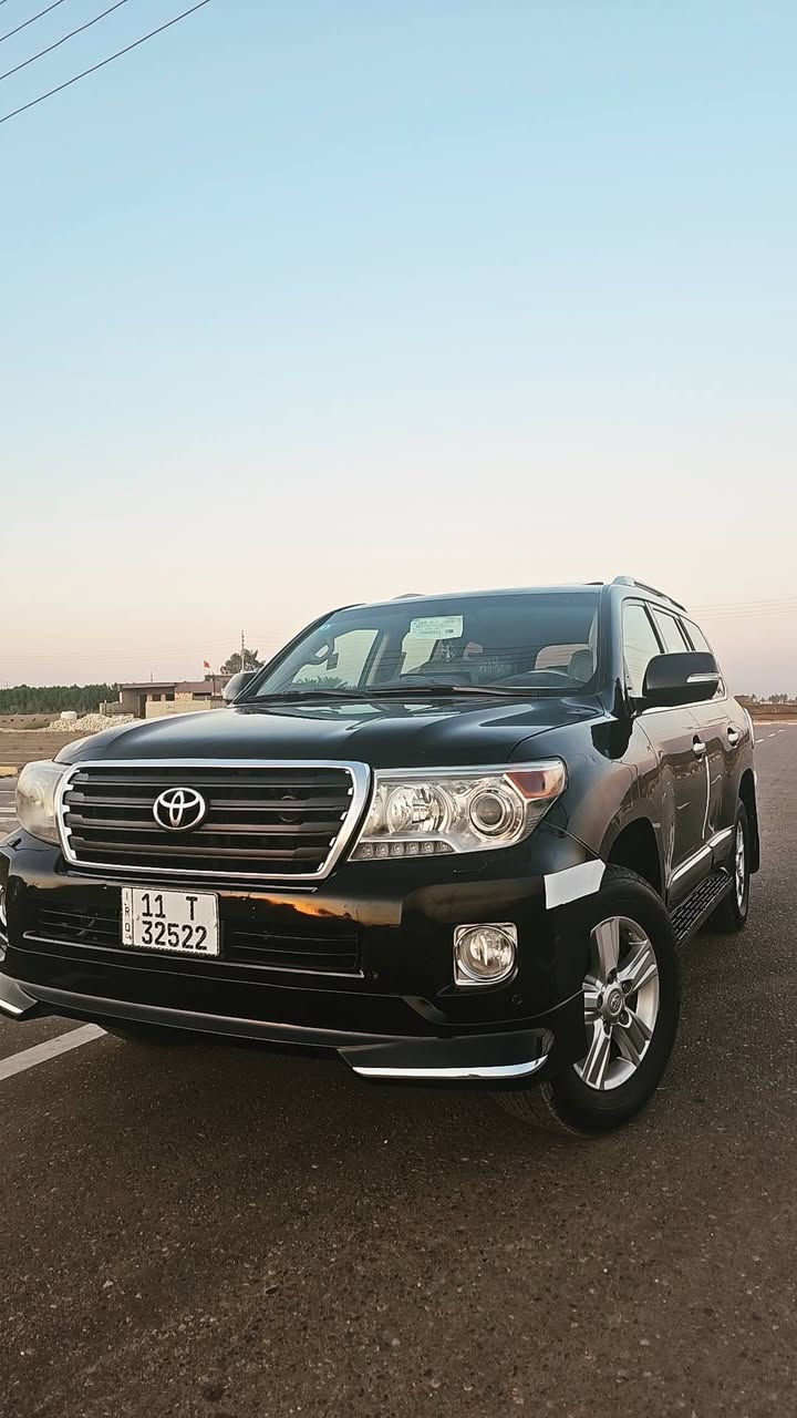 سلام عليكم لاندكروز GX-R موديل 2012 رقم بغداد بسمي فول موصفات كشن جلد كهرباء فتحه سقف تخم تاير جديد صبغ جاملغ وباب امامي مكينه وكير مكفولات شركه ممفتوحات سعر 260 وبيه مجال رقم***********
