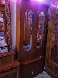 ٢٠ • كابينت مطبخ