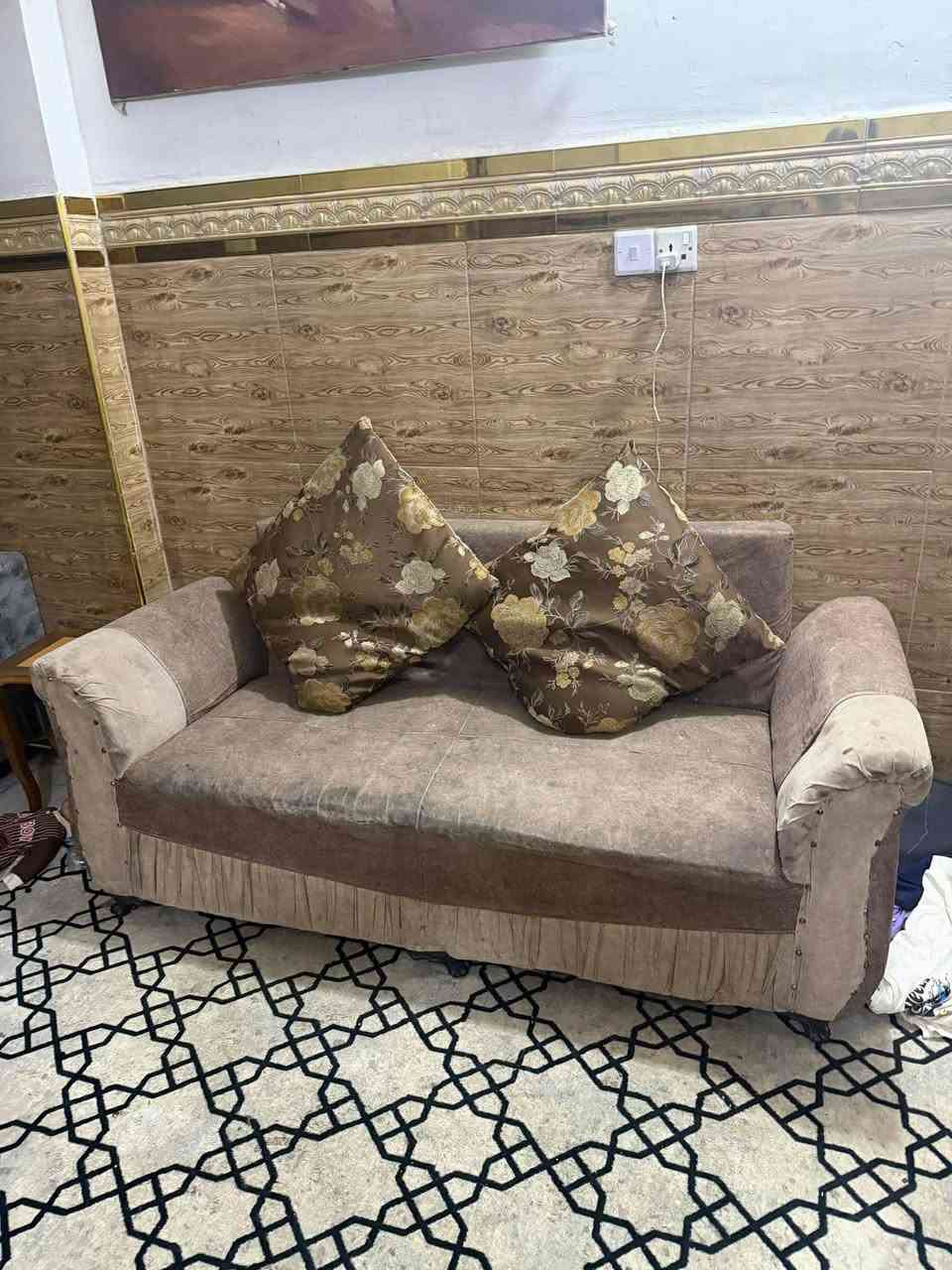 تخم قنفاة نظيف ومريح يتكون من 6 مقاعد، متوفر بسعر مناسب جداً (150 ألف دينار) في منطقة الشعب. الخيار المثالي لمن يبحث عن الأناقة والراحة بسعر اقتصادي، سارع بالحجز قبل نفاذ الفرصة.


**إذا كنت صاحب هذا الإعلان وتريد حذفه لأي سبب، رجاءا أرسل رسالة إلى الدعم الفني**