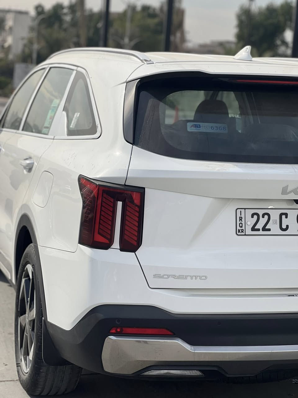 سلام عليكم 
سياره كيا سورنتو موديل 2024 
خليجي ماشيه 30 ألف 
مكفوله شاشه منتصله 
رقم شمالي لدولي 
7 راكب 6 سلندر 3 قطع تبريد 
كير ماوس سايد بريك دكمه 
باب خلفي كهربائي 
السعر 310 وبيه مجال 
مكان السيارة بغداد البلديات 
استفسار على رقم ***********

