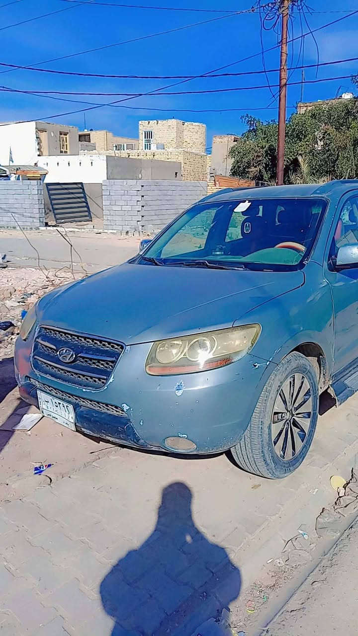 بيع مستعجل سياره نوع سنتافي سته سلندر موديل ٢٠٠٨ بيهه صبغ حزام رقم بغداد مشروع وطني السياره بأسمي  السعر ٨٥ الاتصال على الرقم ***********
