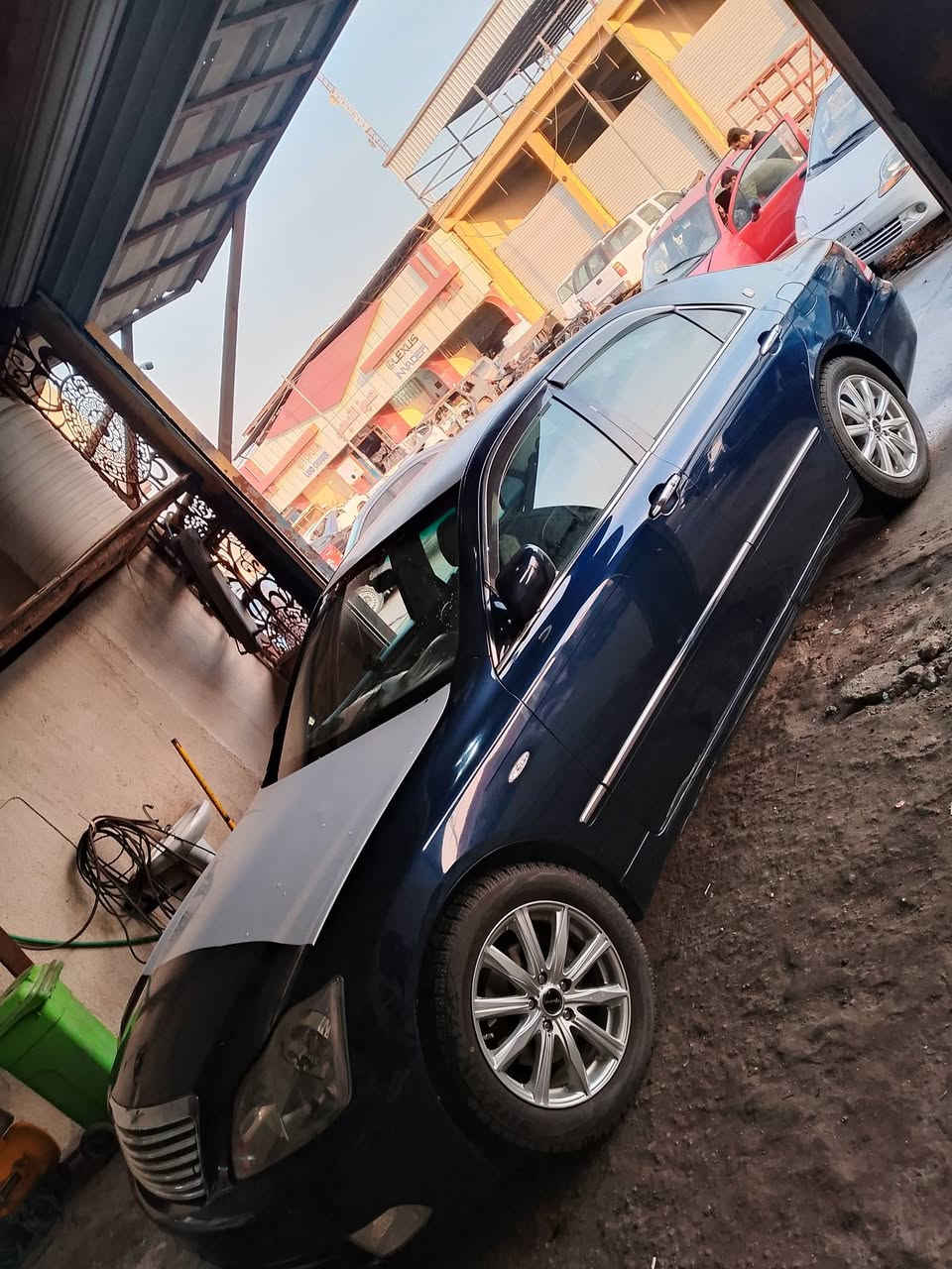 سلام عليكم شاهينه جديده كص قماره فقط مكينه وكير وحدايه جديدة كفال سرقه وعشاير وضربه بيه رقم وسنويه مكان البصره ابو الخصيب السعر 45 وبيه مجال ***********
