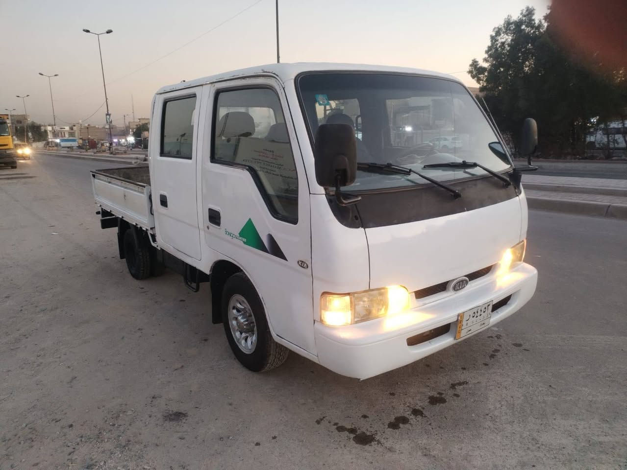 سلام عليكم.  كيه البيع فنتيره.  دبل قماره.  اوتوماتيك. مديل 98 رقم بغداد.   صبق بكانات فقط.    مكينه وكير واكسن وشاصي كفاله.   كهربائيات شغاله.  تخم تاير جديد.  دواخل حلوه.  صدر امامي وخلفي جديد.    تحويل مباشر.   بدي طويل 5جنكال  سياره مال جناي  السعر 73وبيهه مجال الطيبين.   الستفسار علا رقم الهاتف ‏‪***********‬‏ المكان بغداد
