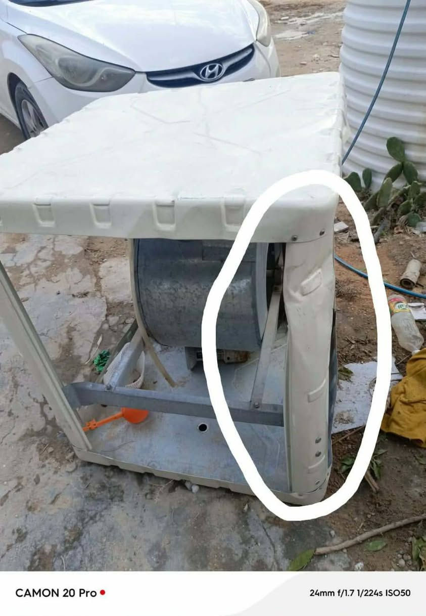 مبرده ايرانيه استعمال موسم واحد دبل واتربم الاضرار فقط الحديده معوجه كما موضع في الصوره مابيها لا زنجار ولا خياس كلش نضيفه السعر 65 وبيها مجال


**إذا كنت صاحب هذا الإعلان وتريد حذفه لأي سبب، رجاءا أرسل رسالة إلى الدعم الفني**