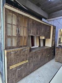 كاونتر ٣م • خشب • معرض عياض ويوسف