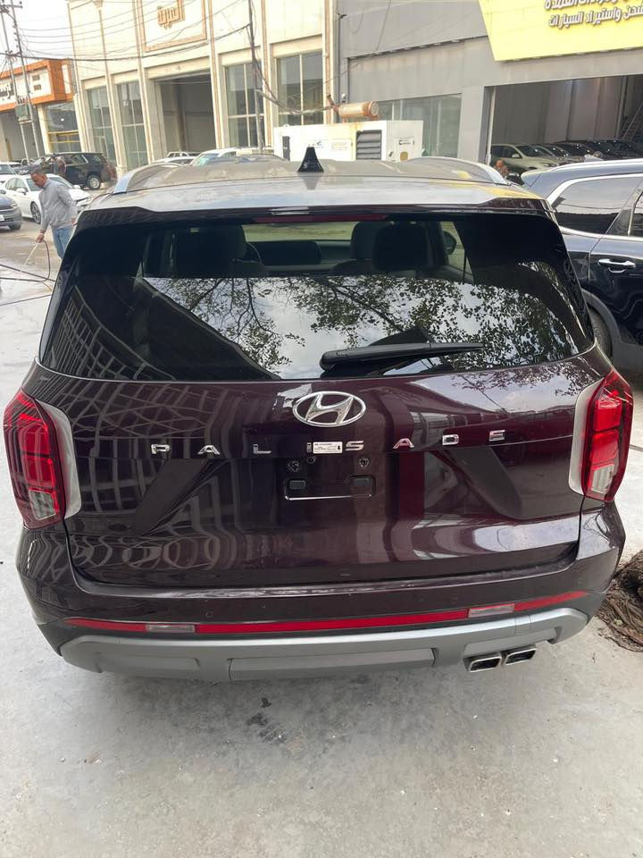 بيع مستعجل بسعر مناسب  225 وبيها مجال
بلاسايد SEL 2024 ماشية 6800 ميل فقط 
بجم كبس حادث جانبي 
تبديل ابواب جهة اليمين وصبغ وجهة السايق صبغ 
داخل جلد 
كامرة شاشة 
انظمة قيادة 
نقطة عمياء 
كشنات vip سبعة راكب 
وبعد بيها مواصفات
بدون رقم تترقم بغداد 
موقع السيارة الكرادة 
للاستفسار الاتصال على الرقم / او واتساب 
***********
