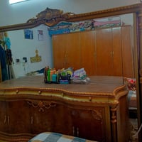 ميز خشب زان مصري العرض 3متر والارتفاع 2متر للاستفسار الاتصال 077291896...