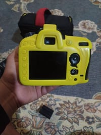 نيكون 7100 • زوم 70-300 • بطاريتين نيكون