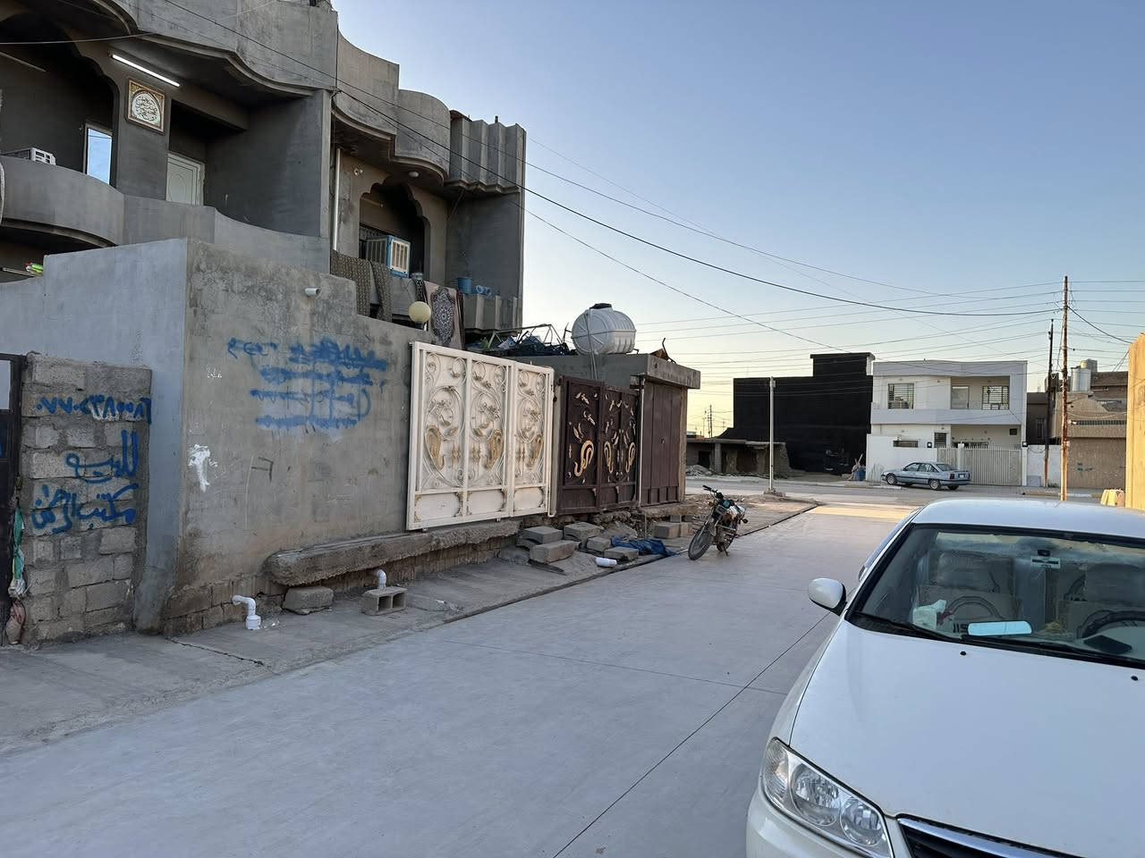 قطعة للبيع طابو ملك صرف 

الموقع / حي التأخي قرب اسواق خالد جميل شارع ثانوية صدى العراق 

المساحة / 125 متر 

للاستفسار اكثر مراجعة مكتب الرحمن للعقار قرب جامع الشهداء مقابل مدرسة صدى العراق الابتدائية 

او الاتصال على الرقم التالي 

***********
