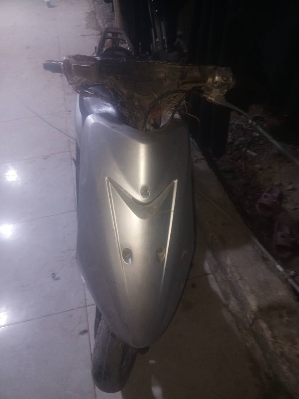 السلام عليكم شباب دراجه عصفوريه لبيع دراجه جاهزه عوزه الكفر البطن مال سكان وترايش دراجه هندر واحد مكاني ناصريه يم سجن الشراي يراسني واتساب السعر 125 وبي مجال لطيبين  ‏‪***********‬‏ واذا اكو مراوس اراوس
