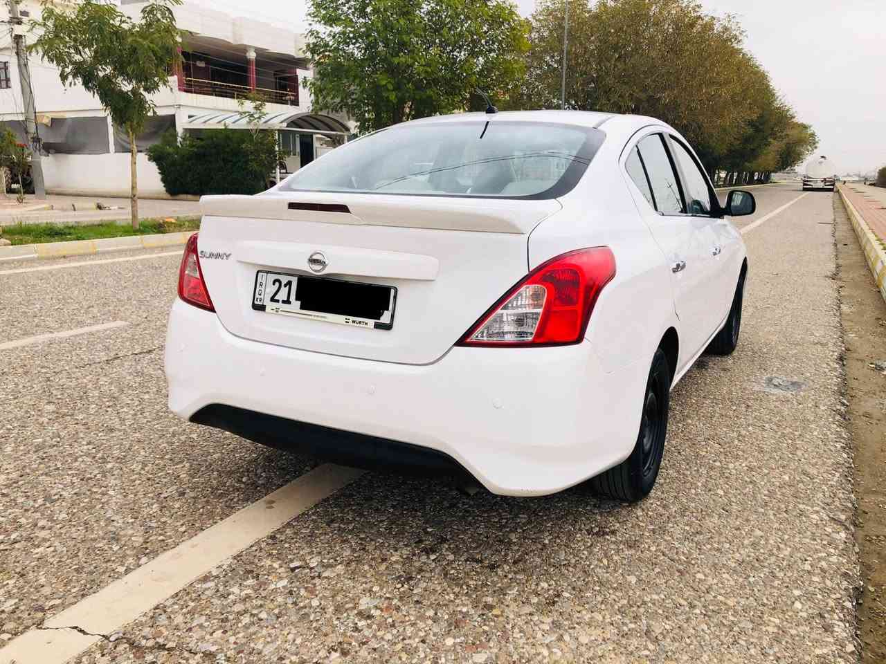 نیسان لاکشمی بای ٢٠٢٠

بێ بۆیاخ سۆنەرم داناوە
١٢٥هەزار ڕۆشتوە
سەنەوی تاکو ٢٠٣٠تازەیە
١٠٨گەڵا
***********
شوێن کەلار كالار, السليمانية
