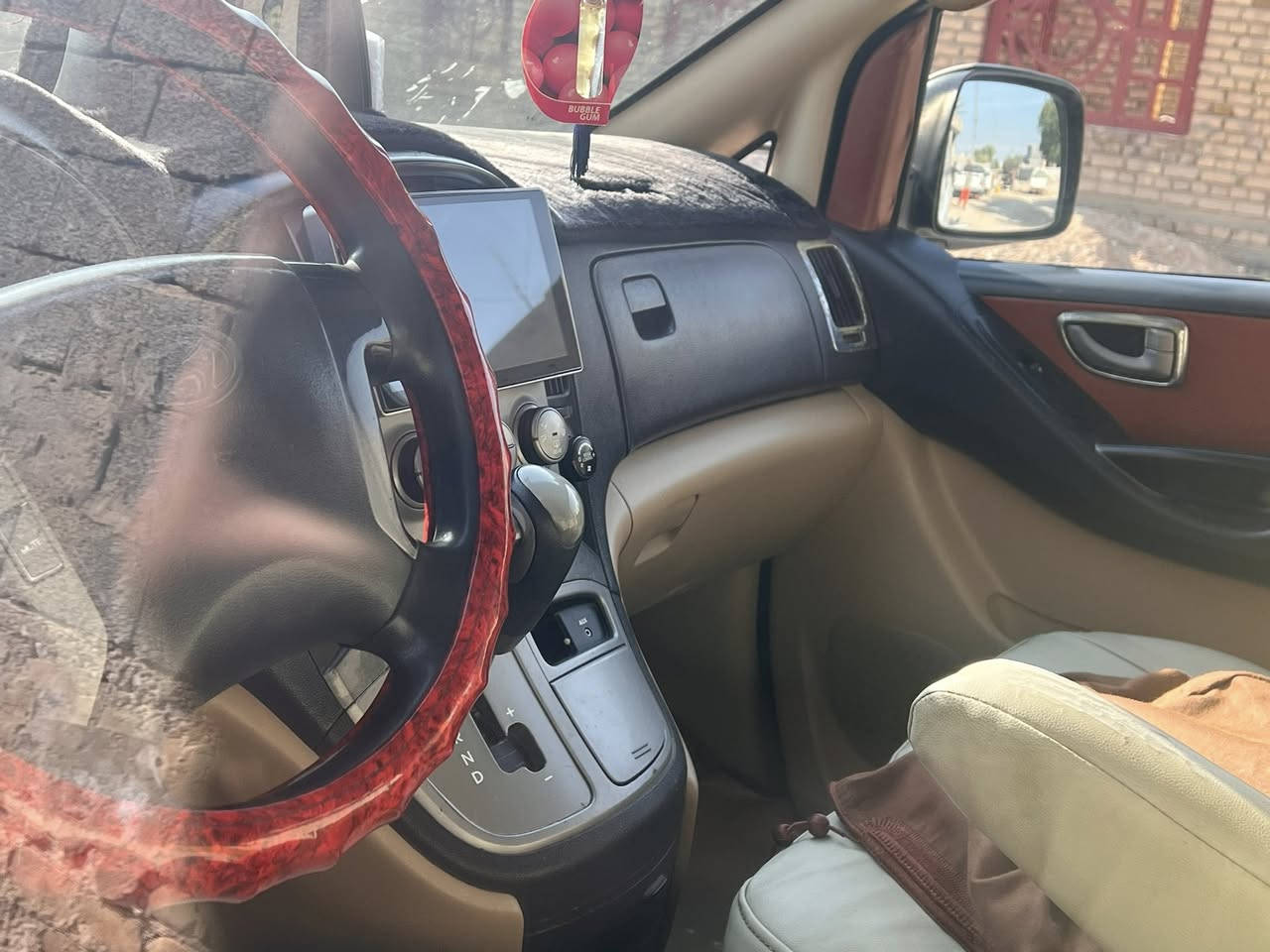 السلام عليكم اخوان ستاركس موديل 2012. بااسمي رقم بصره محوره مسكر 7 سورنتو مكفوله ماعده بارد بجامغ الامامي  مكانها واسط الكوت. السعر 165 وبيها مجال  للاتصال ‭0772 346 6797‬
