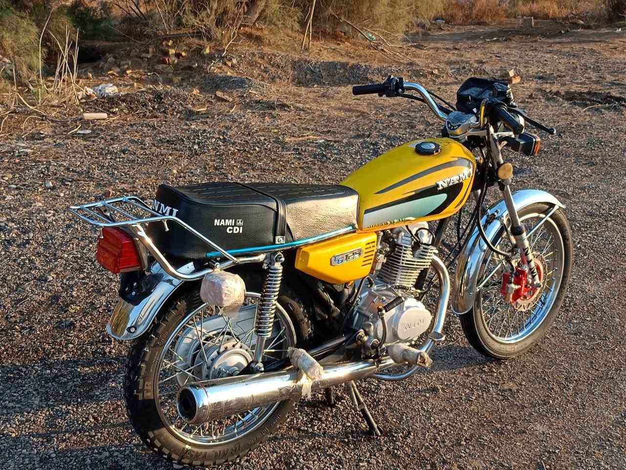 ناما مديل2023 ليموني🍋 نضيفه اوراق اصولي اصولي اصليات وجدد كلش سعر 1100 مليون وميه وبيهه مجال الموشراي لا يراسل ولايخابر رجأ مكاني واسط قضاء الحي 💯💯

‏‪0783 147 5770‬‏
