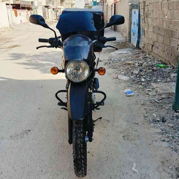 السلام عليكم شباب
بوكسر للبيع موديل  23 مرقم بغداد رقم انكليزي
الدراجه حلوة ونضيفه مكينه بلاديه ممفوتحه مكفولة لا تنقيص ولا تبخير دراجه كلهة،شغاله ومابيهة اي نقص
فقط باتري هابط  تشغل وتطلع وين مايعجبك مكاني بغداد المشتل شارع المطبك السعر  مليونين و  350 بيهة مجال للشراي 
 *********** متوفر واتساب هم
