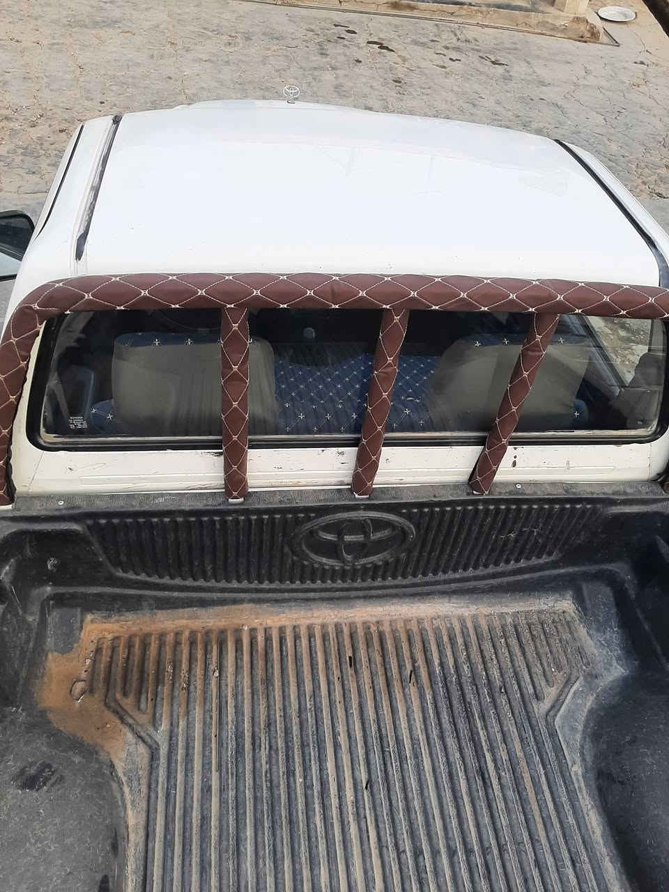 ياالله السلام عليكم للبيع
تيوتا هايلوكس ٢٠٠٣جمره تك قماره رقم انبار مشروع وطني 
كير ومحرك وشاصي وصدر كلها بشرط وعل فحص

مكفوله من الصبغ والبارد والضربه شرط السونار...
كهربائيات كلها شغاله مابيها اي نقص ....
دوشمه كشنات+ارضيه جلد شغل درجه اولى.......
تخم تاير جديد +....
باور وجعمقه مبدلهن جديد.....
سياره حلوه شرط الفحص من كل النواحي ......
السعر ١٠٠ورقه وبيها مجال للطيبين...مكان السياره الفلوجه الصقلاويه......
***********
***********
