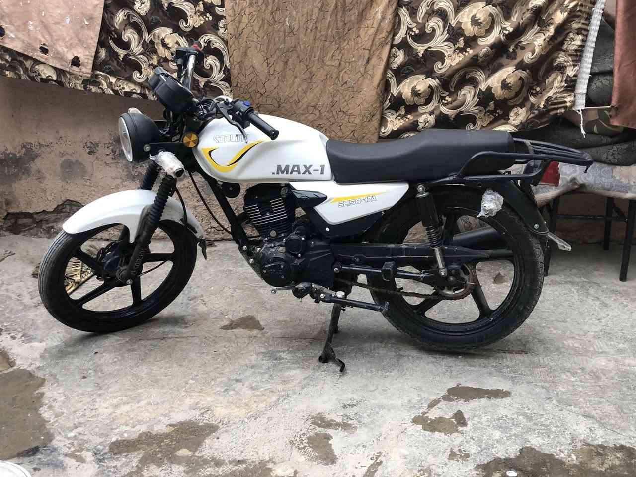 سلام عليك دراجه سونك البيع مكاني مدينه الصدر السعر700 ///***********
