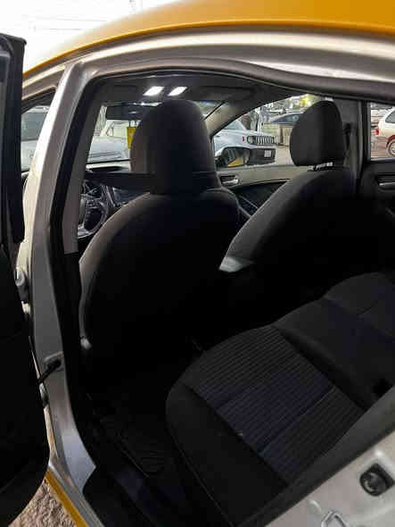 السلام عليكم كيا فورتي للبيع وارد امريكي موديل2018 محرك 2000 حادثها مرفق بالصوره وبالعراق قبق الجنطه 
هيئه مصفره سنويتها ساقطه هاي السنه 
عارضها 127$ وبيها مجال 
العنوان: بغداد البياع تقاطع الدرويش
***********
