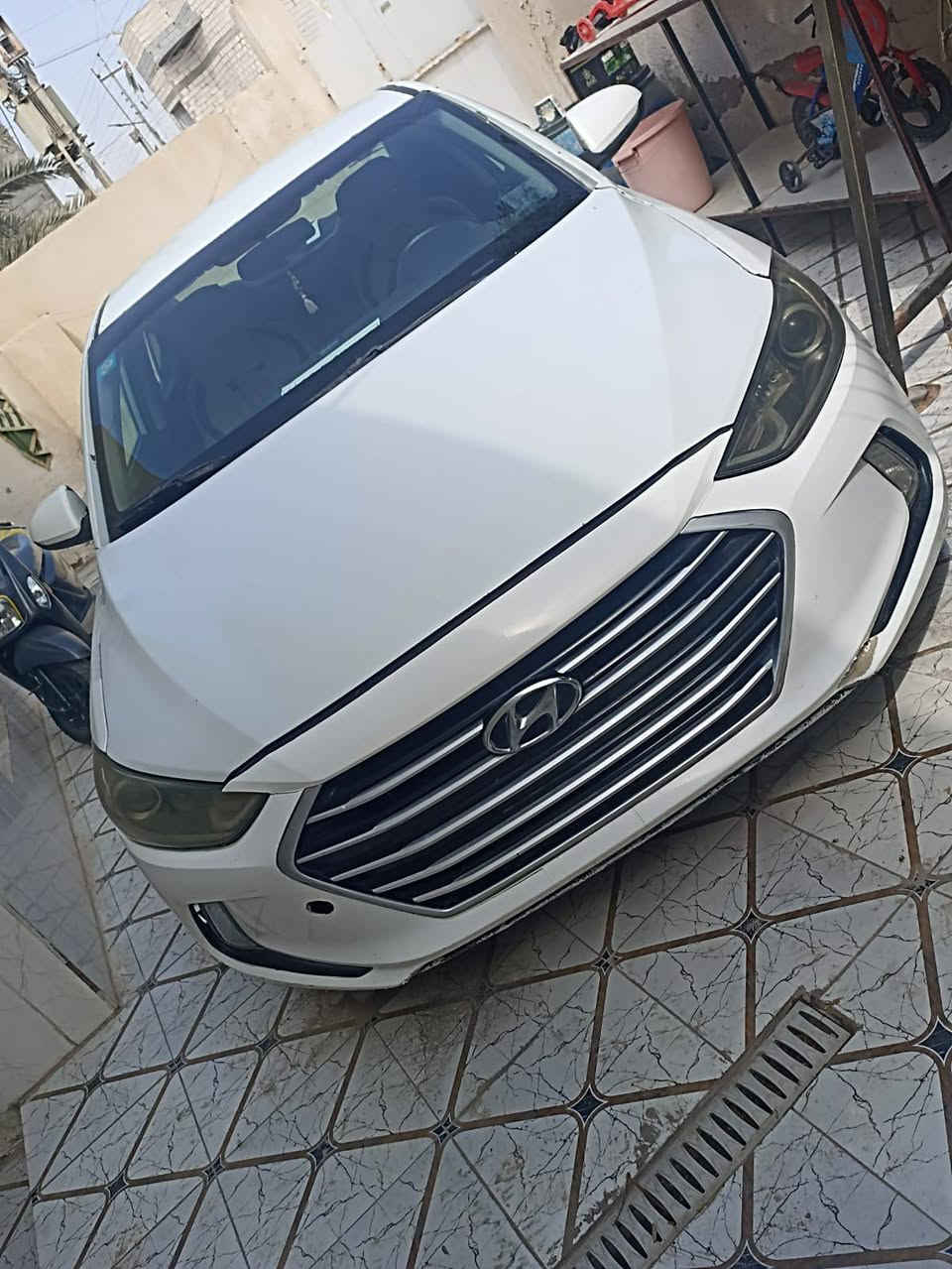 بسم الله الرحمن الرحيم
النترا 2018 وارد امريكي رقم بغداد انكليزي سنوية 2031 بأسمي حره محرك 2000 دوش بي تبخير  تبريد حدادية خير من الله السياره جديدة وجاهزة احله من الصور بيها بنيد والجاملق وباب السايق كلير  ومدكر الخلفي معدل بارد ومصبوغ السعر 110$ وبيها مجال 
البصرة ابي الخصيب هاتف ***********
