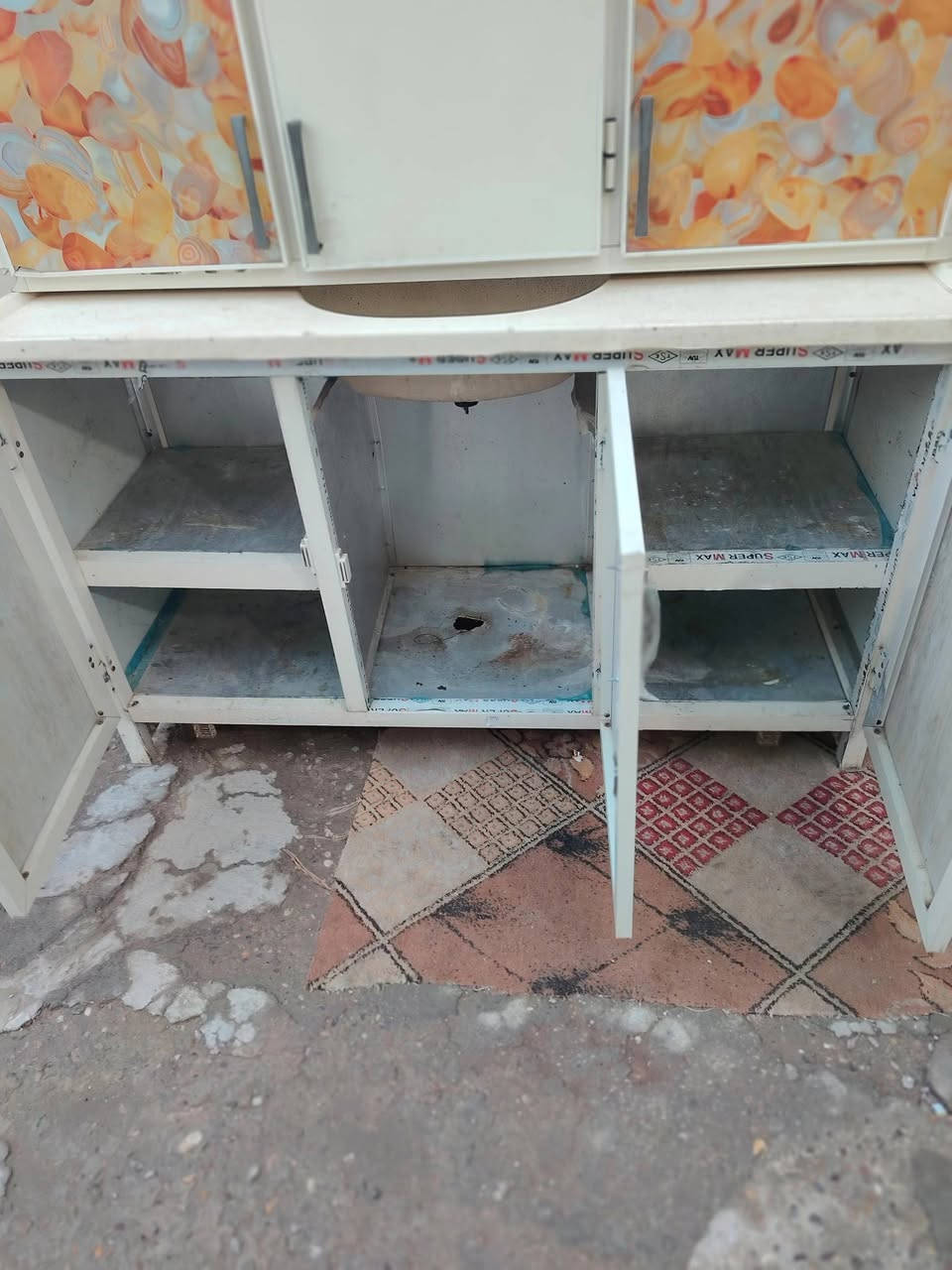 كاونتر مرمرسنكي تسكام متر اونص سعرة. 175 الف  نجف


**إذا كنت صاحب هذا الإعلان وتريد حذفه لأي سبب، رجاءا أرسل رسالة إلى الدعم الفني**