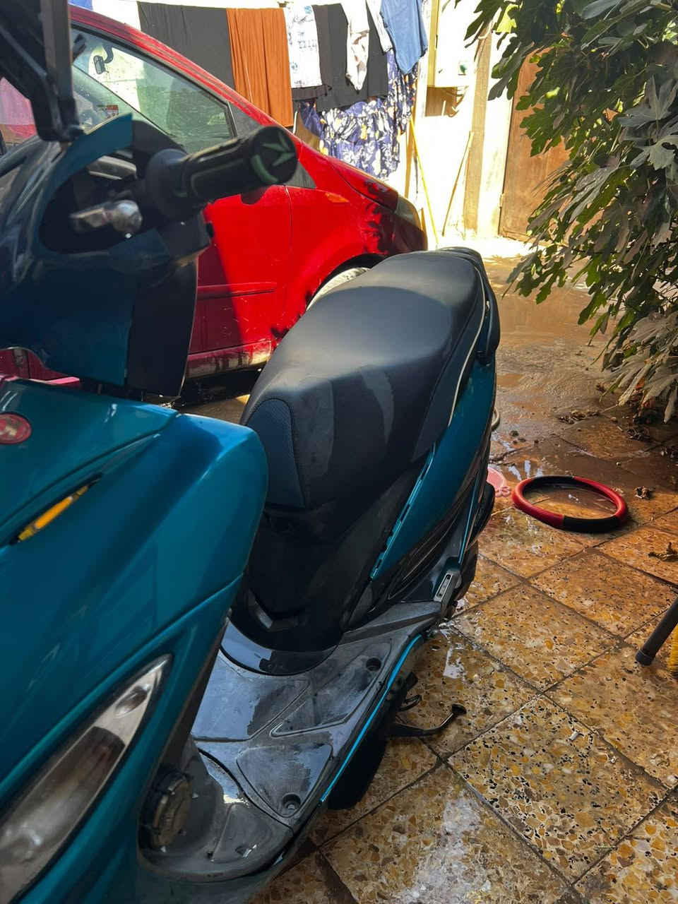 سلام عليكم دراجه كامكو جي4 كل بلادي مامتواجد عل فيس اتصل عل رقم  سعرها500وبيها مجال مكاني نجف ***********
