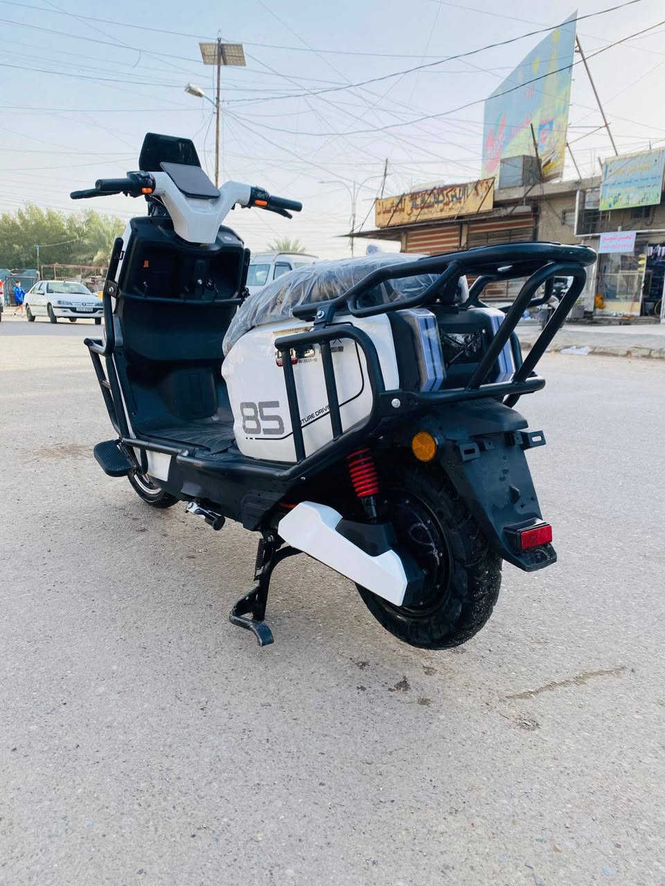 سلام عليكم دراجه شحن صاعقه 2025 الدراجه جديده 
السعر مليون و200 
المكان بغداد الشعله 
***********
