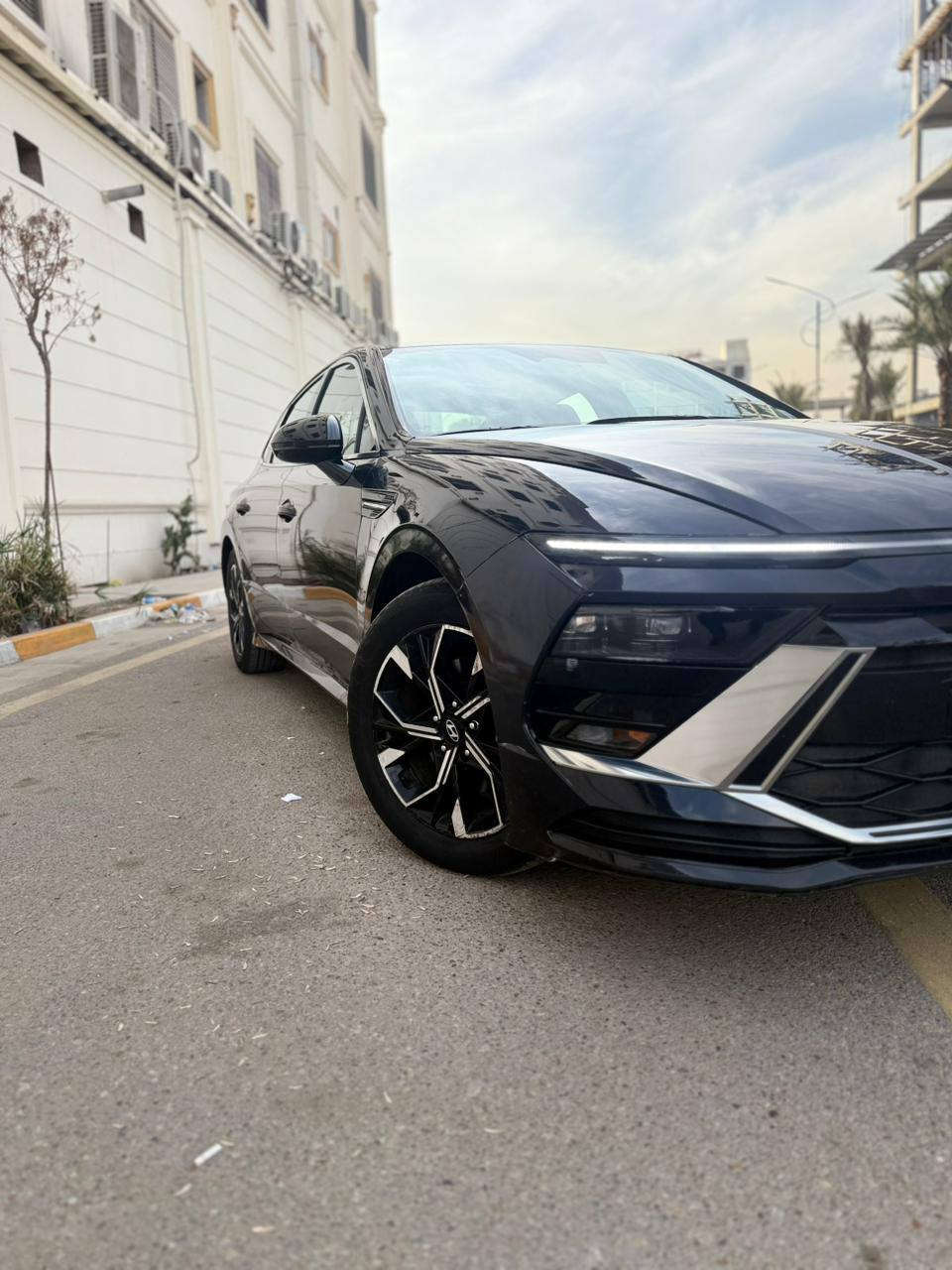 السلام عليكم
سوناتا موديل
 2024
ماشيه 45ml

اللون اسود حبري متغير
مواصفات
شاشه 
كامره
لايت عدسات
بصمه
رادار امامي
رادار خلفي
رادار جانبي
لد امامي خلفي
ويل كب
توقف ذاتي 
قياده ذاتيه
تنبيه خروج عن المسار
تحديد مسار 
فول تحكم ستيرن
كشن السائق كهرباء
تدفئه بالكشنات
تدفئه بالاستيرن 
داخل  اسود
شفتات 
كير تعليك
تبريد بيانو لمس
ترحيب عند الاقتراب
صندوق ذكي
تشغيل عن بعد
محرك 2500✈️
صور الحادث بالمنشور فقط جاملغ وحافة الباب بجم امامي خلفي كبس شركه
الحادث سطحي 
بدون اي دواخل شاصي اللغد والايرباك والكير والمحرك كلهن مكفولات 
صور امريكا بالمنشور
للاستفسار***********
الموقع بغداد الكاظميه چكوك
السعر 192$
رقم اربيل الدولي تحويل وكاله مضمون
