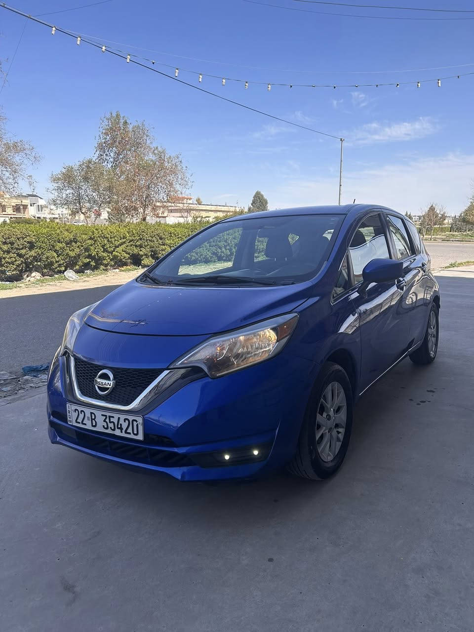 بەناوی خوای گەورە ڤـــێرسا نۆت بۆ فرۆشت  مۆدێل ۲۰۱۷ مواسەفات SV کوشین سارد و گەرم  ڕۆیشت ۹٤ هەزار کیلۆ مەتر  یەک دەرگای سایەق سبوغە دوو دەرگای بیلادی گۆڕاوە دۆسەی لای سەکن سبوغە گێر و مەکینە و بەناو کردن غرامە بەشەرت سحری ٨٨ و مەجال  ۰۷٥۰٤٤۲٤۳۰٨
