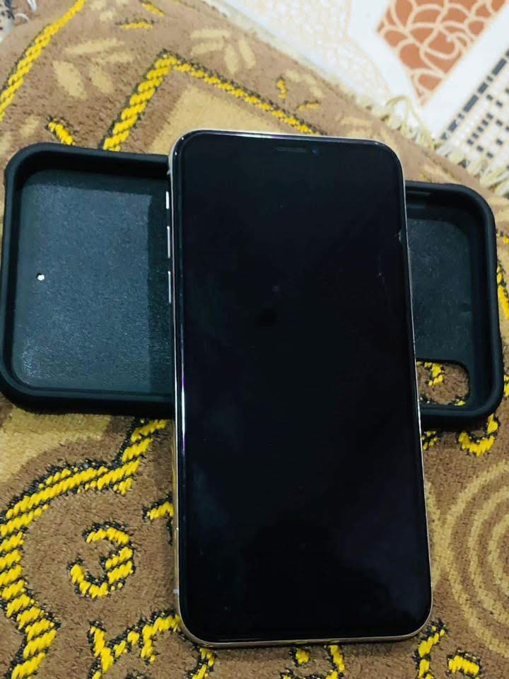 ايفون اكس عادي
فقط ظهر مكسور

بطاريه100

ذاكره 256 
سعرهه 150 وبي مجال قليل


**إذا كنت صاحب هذا الإعلان وتريد حذفه لأي سبب، رجاءا أرسل رسالة إلى الدعم الفني**