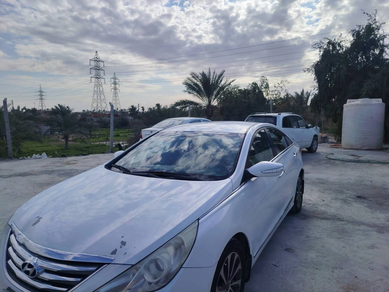 سلام عليكم سوناتا خليجي لبيع موديل ١١ السياره  بيها بس جاملغ تبدل بجهت الصدر او الباقي مكفول مكينه ٢٤٠٠ دوش  او كير جديده تبريد ثلج السياره جاهزه من كلشي      رقم بغداد نكليزي او بسمي حداديه جاهزه تخم تيارات  المكان  السياره النجف السعر ١١٥ او بيها مجال الطيبين اذا اكو مراوس حسبت القناعه  اهذ رقمي او بيها وتساب ***********
