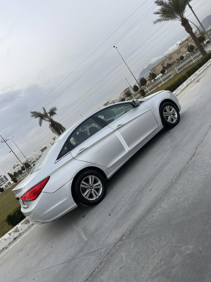 سؤناتامؤديل 2013
براوه ى دووبه يه 
49گه لاو كه ميك مه جال
شوين چوارقورنه ژماره موبايل
***********
