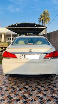 أڤلون 2012  فول 1/1 كلين بدون ضرر مجرد شخوط مثل مامبين بالصوره لاصبغ و...