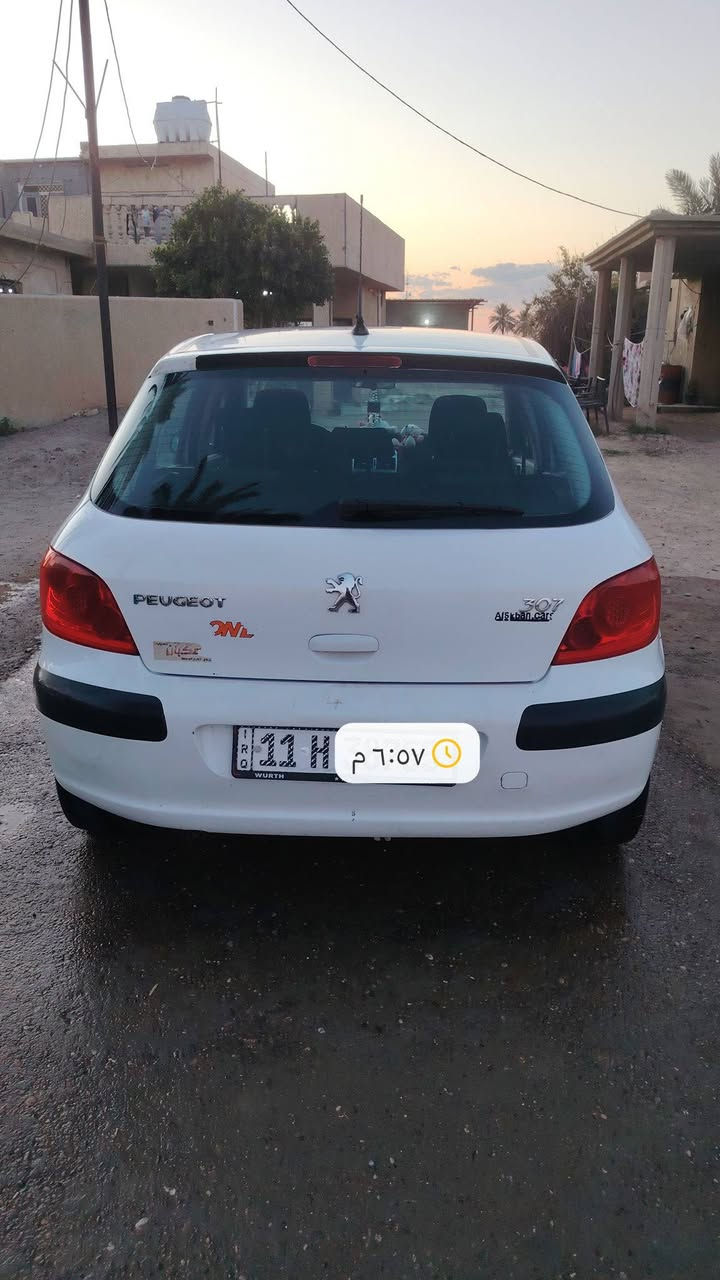 السلام عليكم
من رخصت الادمن.. سيارة بيجو فرنسي للبيع موديل 2006/307..سيارة بغداد  كفالة عامة بأسمي وضع شركة.. السعر 63.وبيها مجال بسيط.. عنوان بغداد تاجي
***********
***********
