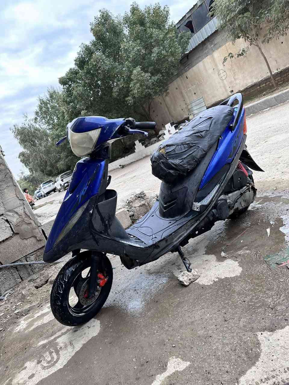 السلام عليكم ماكس عدلة  كاملة من كلشي مابيها نقص شلعة ومعدل كهربائيات كاملة كابريتر بلادي مو تجاري نكرة بكل وكت 
550 وبيها مجال 
بعقوبة 7نيسان 
***********
