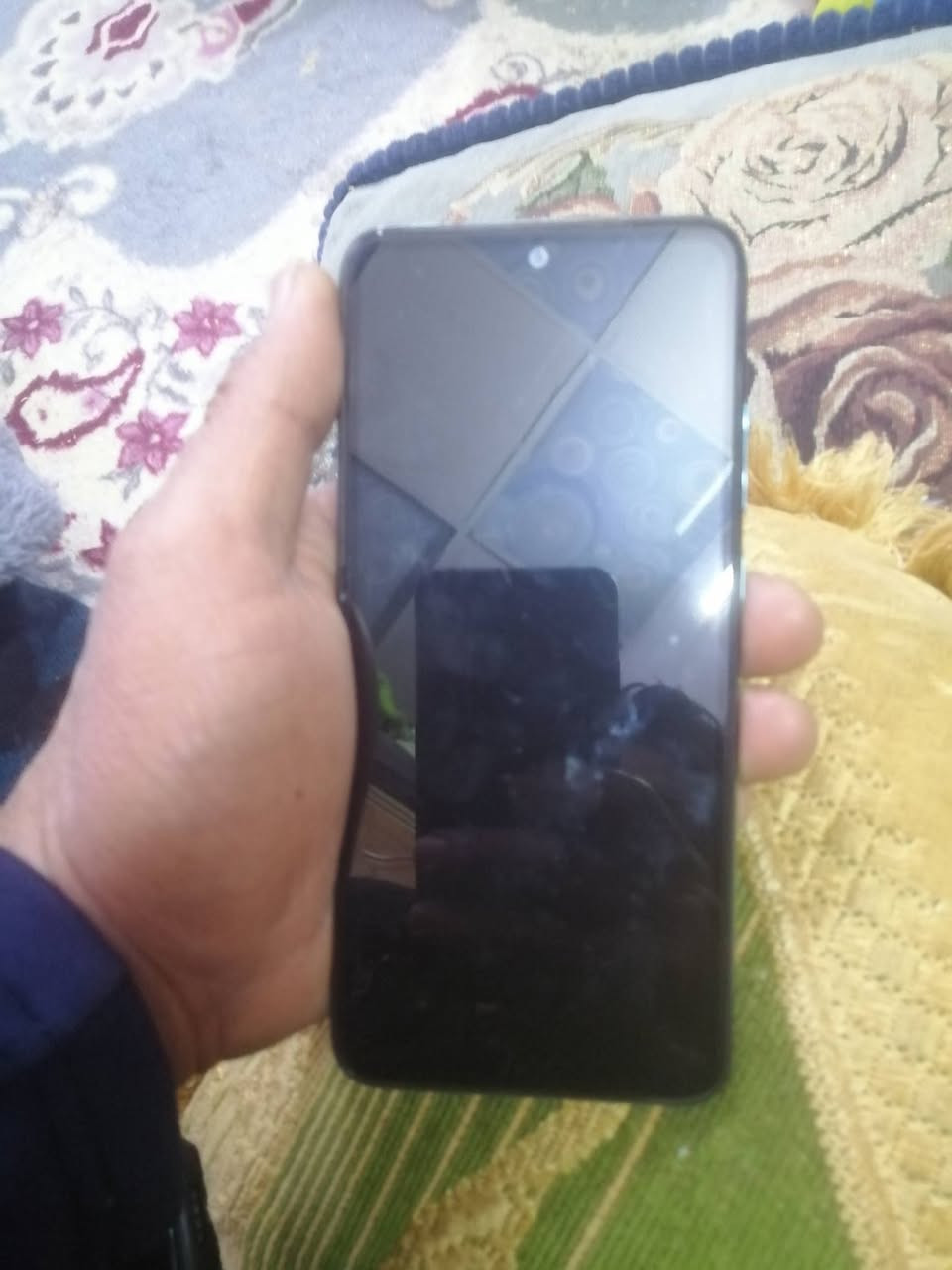 موبايل نوت عشره ريدمي سعره 100وبي مجال ***********
