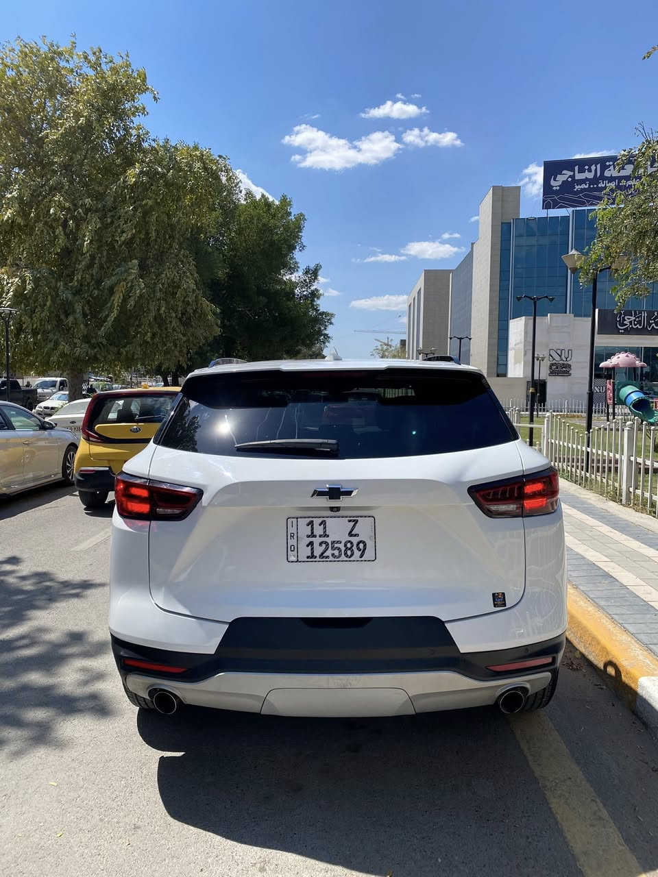 شوفرلية بلايزر 2024 وارد امريكي مواصفات ال 3LT مقاعد جلد كراسي كهرباء وتدفيه كشنات قطعتين تبريد رادار تفاعلي امامي خلفي وجانبي وباقي لموصفات معروفة السيارة ضررها موضوح بالصور صار بيها صبغ الجاملغ الامامي فقط و صبغ جزء من الجاملغ الخلفي جهة قبغ البانزين بدون ايرباك فقط البرده السيارة جاهزة ومناقصها اي شي العنوان بغداد القادسية قرب ساحة قحطان للاستفسار اكثر ***********
